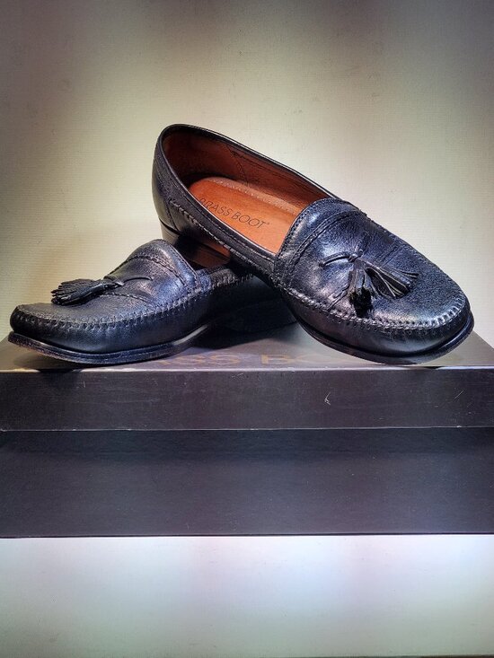 VINTAGE BRASSBOOT BOLTON BLACK TASSEL MENS SLIPON LOAFERS..1990\'S ORIGINAL BOX main image 6